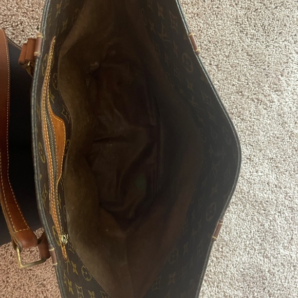 Louis Vuitton canvas tote - Picture 8 of 10